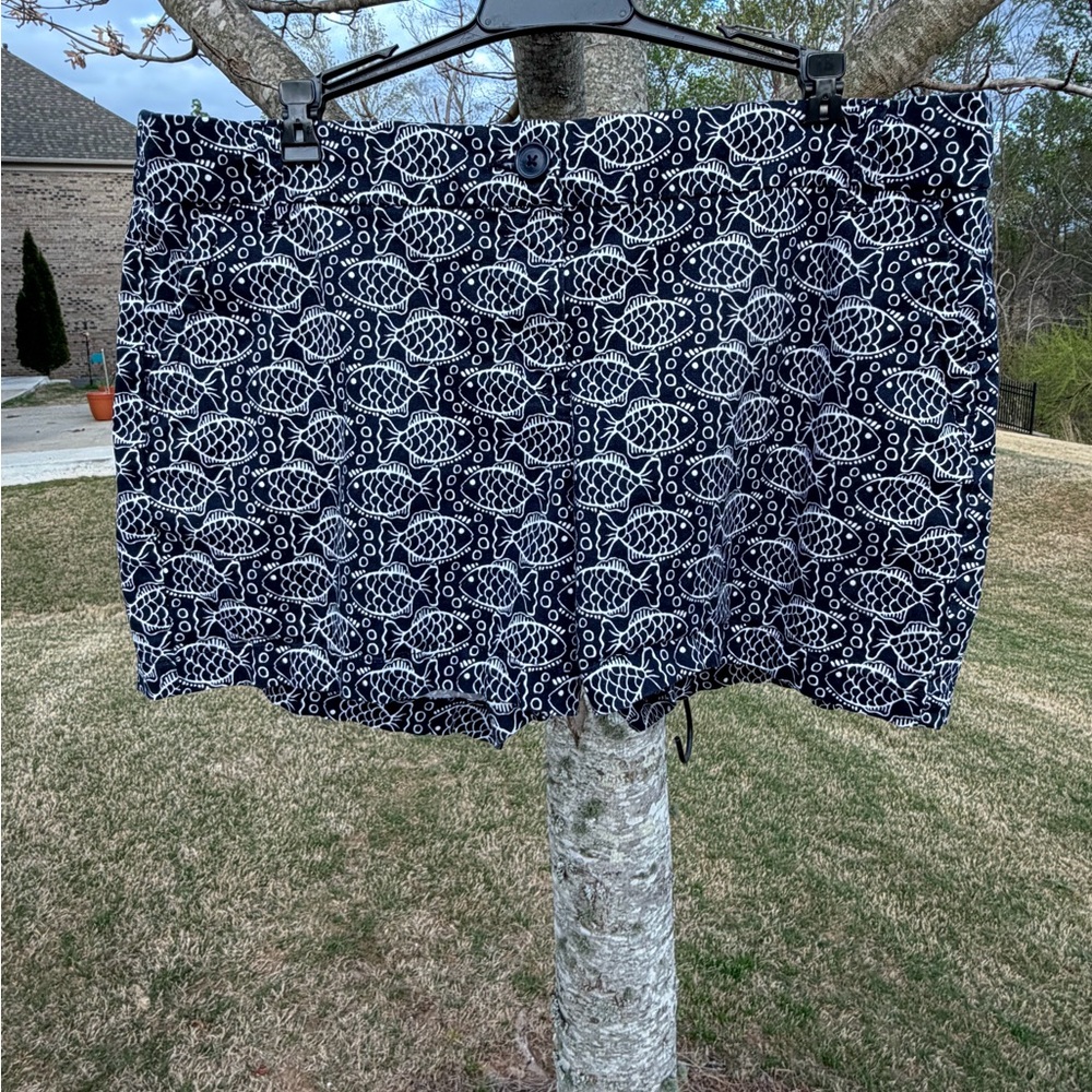 Women’s Crown & Ivy Navy and White Patterned Chino Shorts, 14p